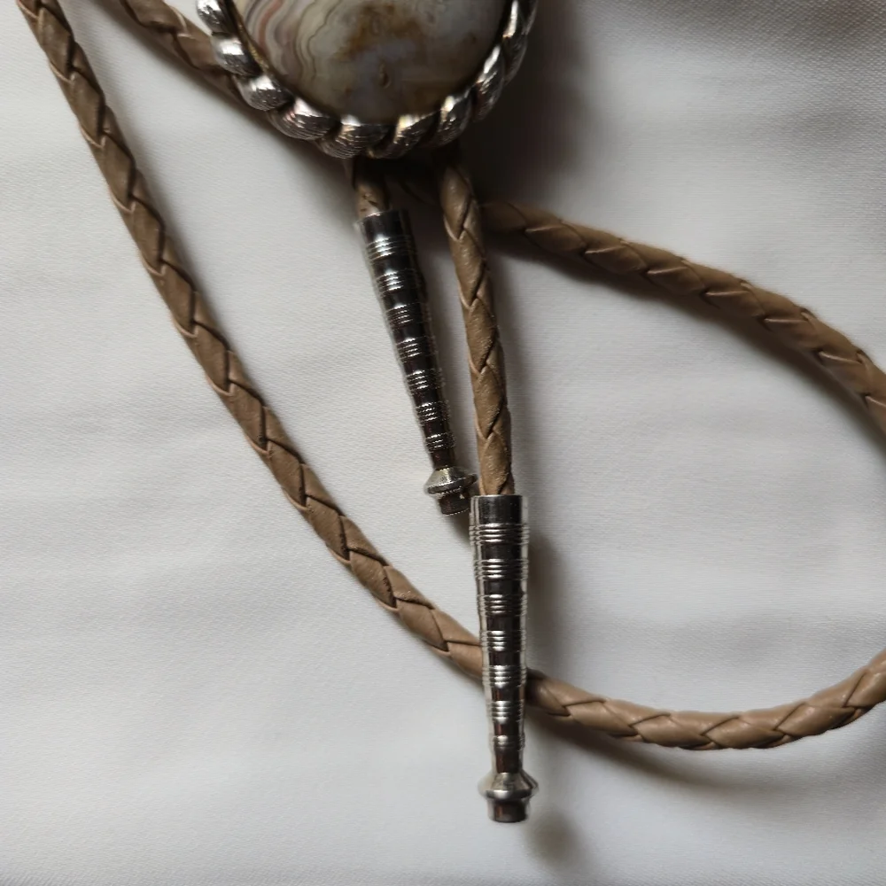 Vintage Agate Stone Bolo Tie - Picture 6 of 8